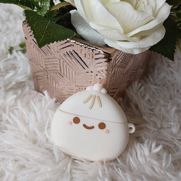 SMOKO Silicone Lil’ B Dumpling Airpod Case Cover In White - Picture 1 of 6